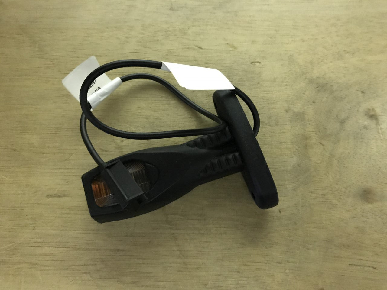 Marker Light Clearance Light T4W 24v Hella 2XS 302 240-031 New