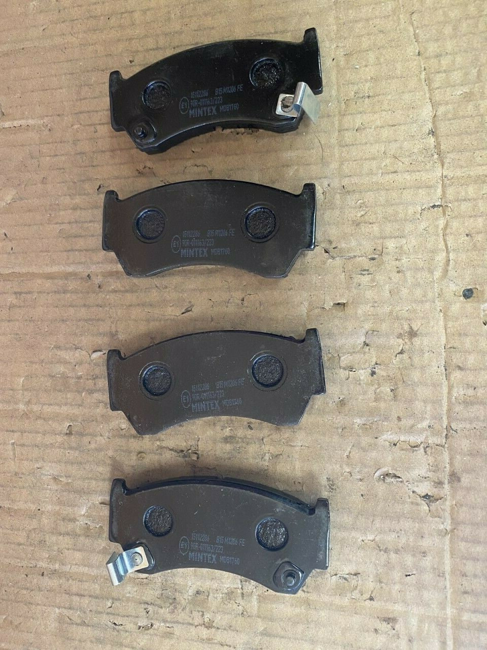 Mintex MDB1760 Front Brake Pad Set fits Nissan