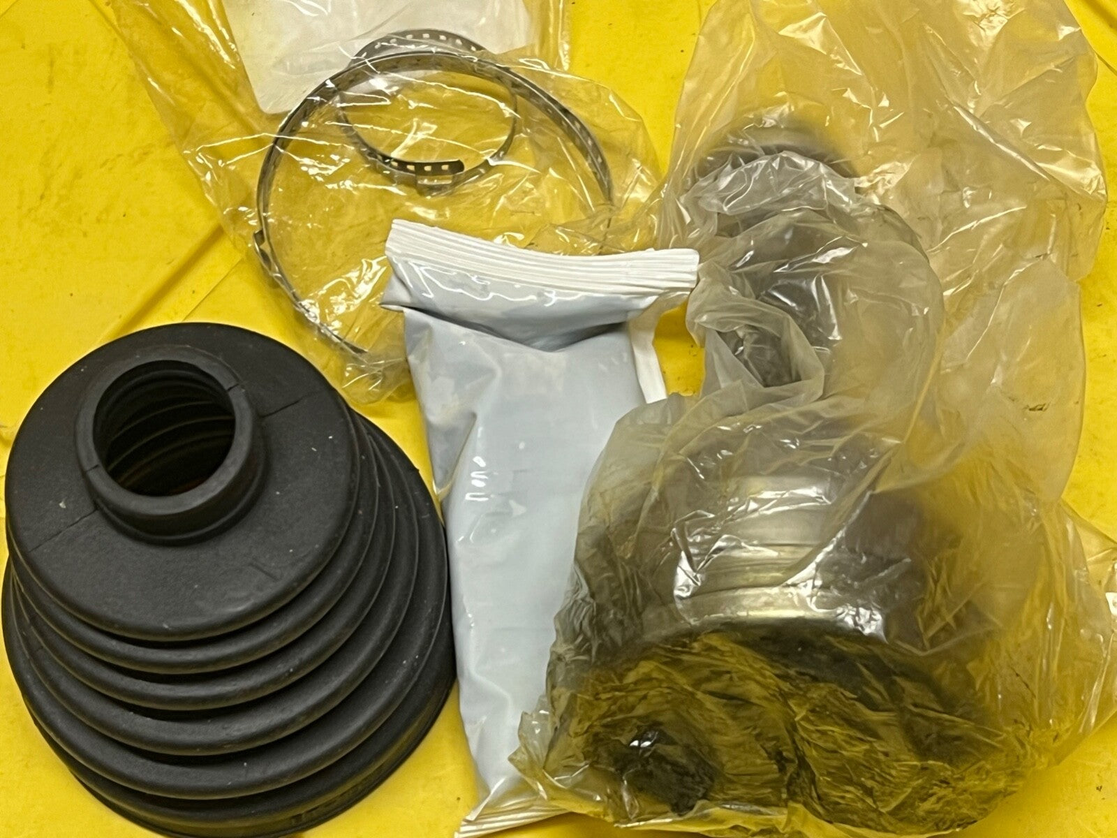 Mapco 16121 Front CV Joint Kit fits Renault Megane