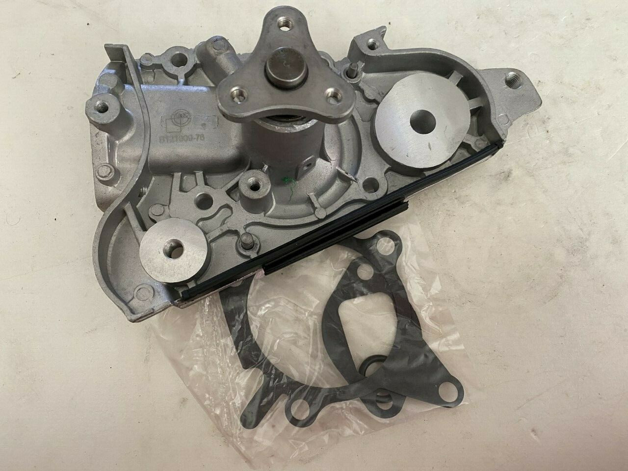 BGA CP6558T WP6302 Water Pump fits Mazda