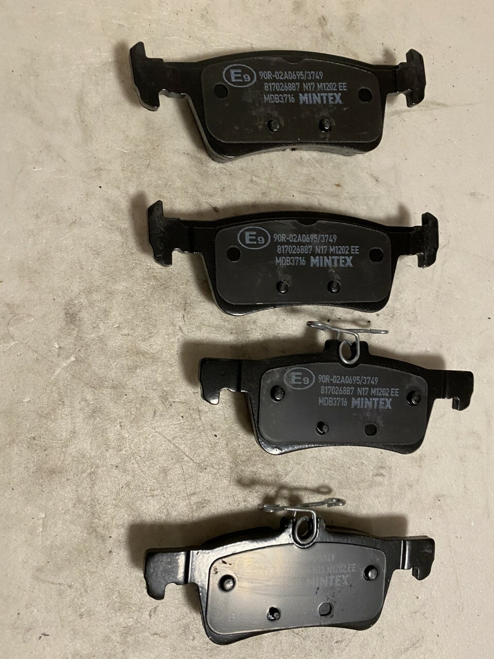 Mintex MDB3716 Rear Brake Pad Set