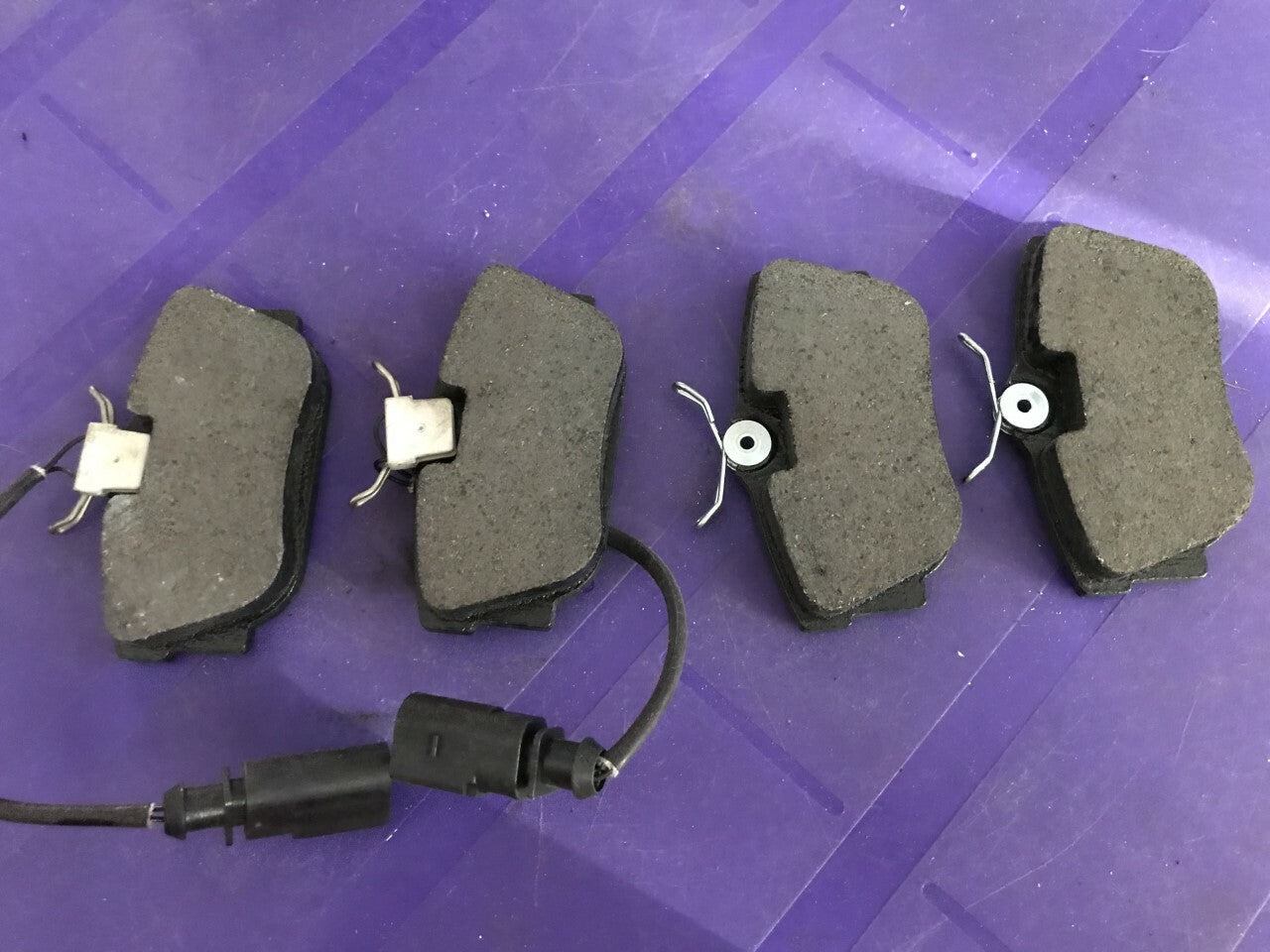 for Ford for Seat Bosch 0986494025 MDB2118 Rear Brake Pad Set