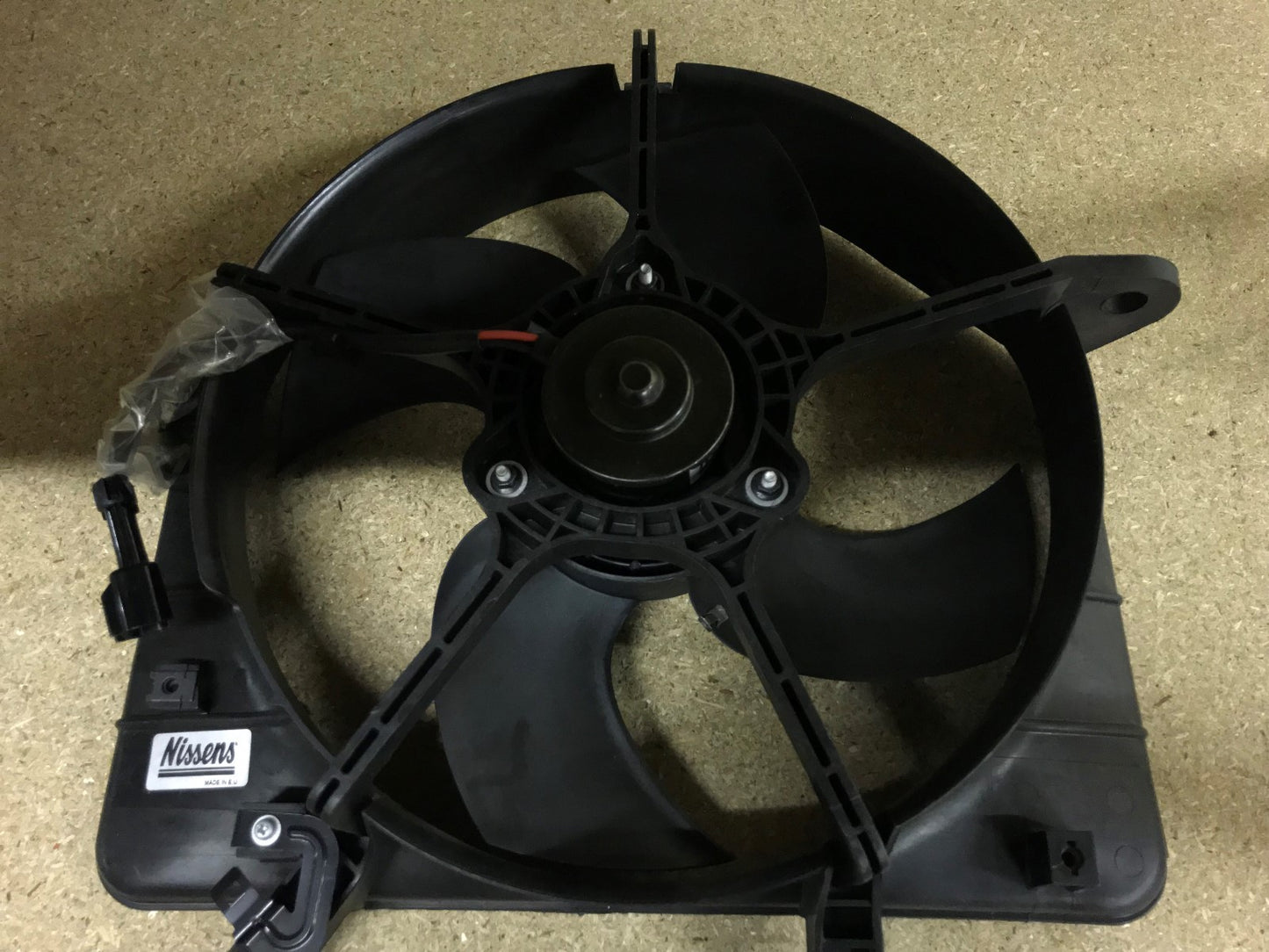 Cooling Fan Honda CR-V 95-99 2.0p Jazz 02-04 1.4p Nissens 85022 ECP No 213600020
