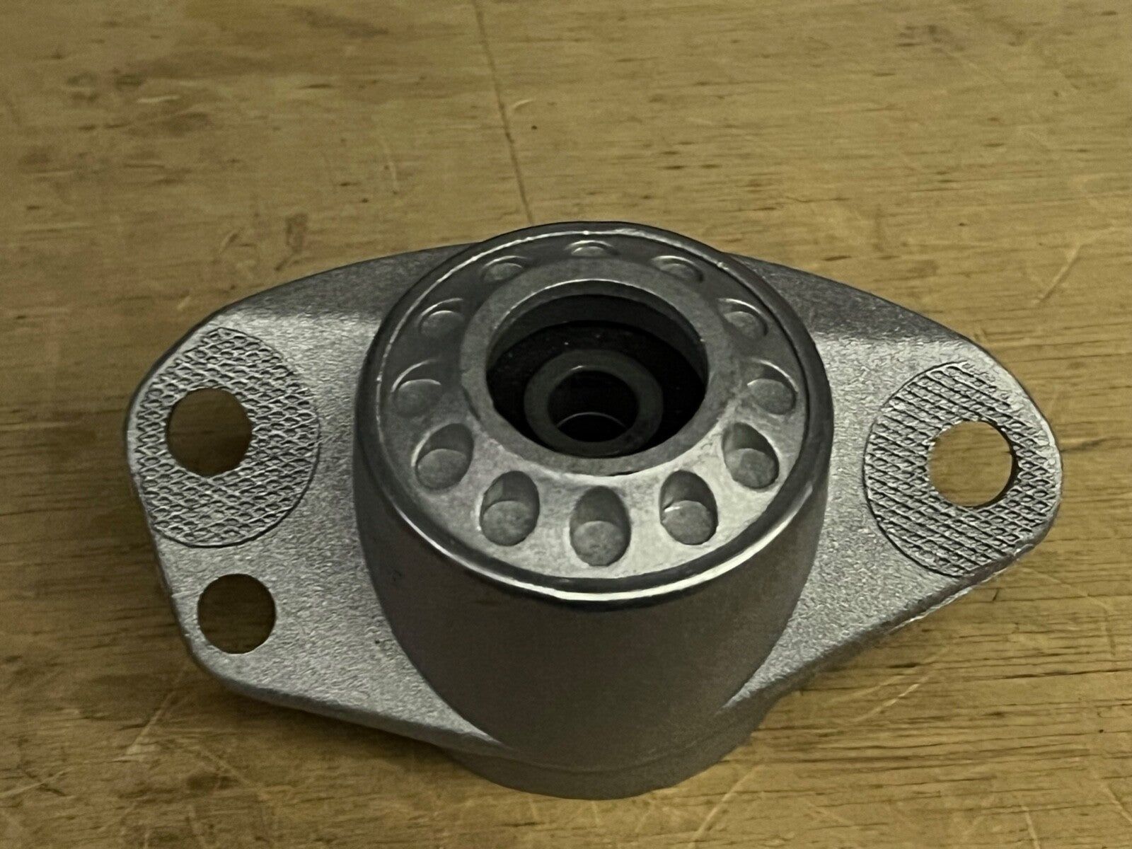 TMVWR03A Rear Top Strut Mount fits Volkswagen VW
