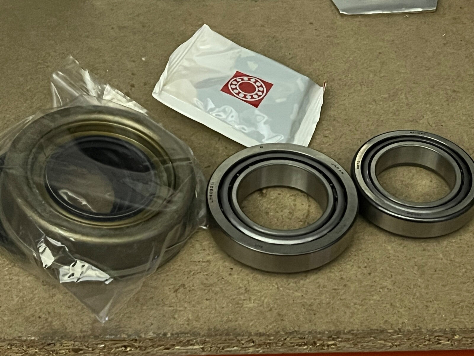 FAG 713613750 Wheel Bearing Kit fits Nissan Ford