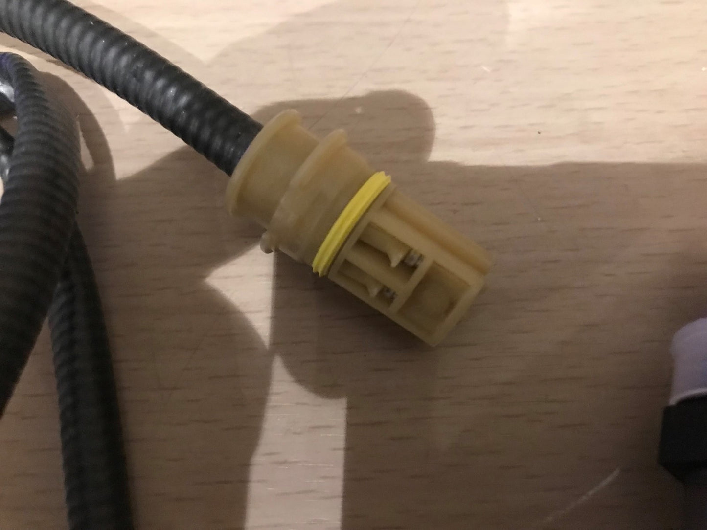 Lambda Oxygen Sensor Mercedes C Class E Class M / R Class CLK CLS SL 0258006326