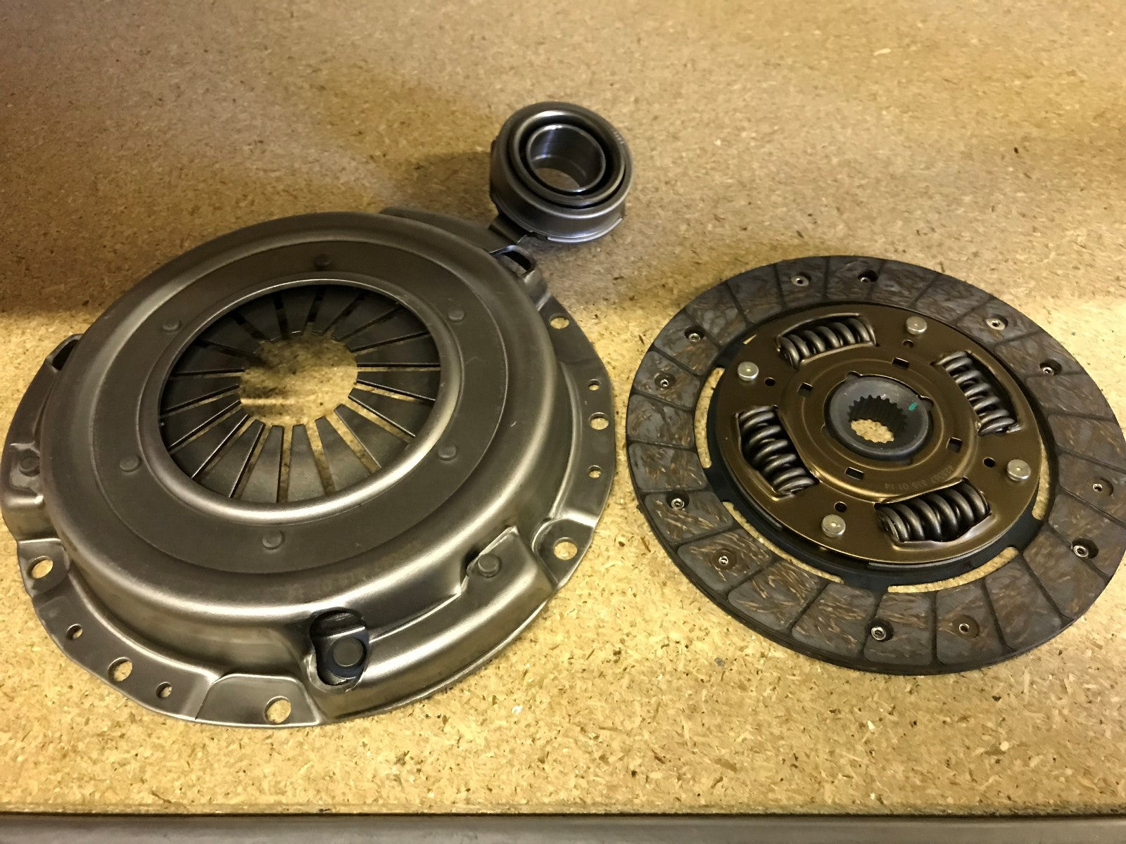 3 Piece Clutch Cover Plate Bearing Mazda 323 1980-1995 Japanparts KF-315