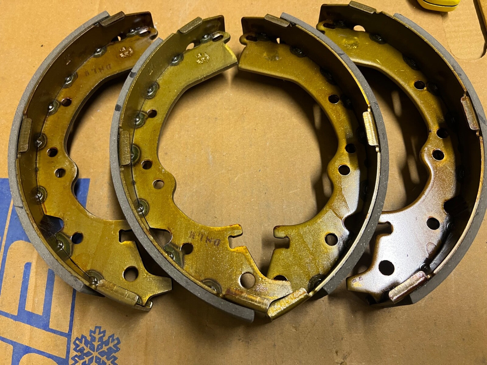 Blue Print ADT34108 Rear Brake Shoe Set fits Toyota