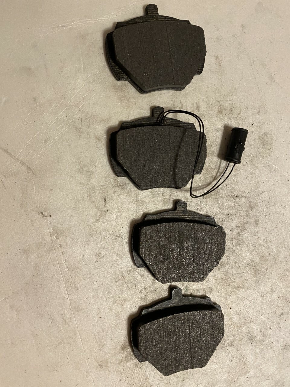 Bosch 0986424267 Rear Brake Pad Set fits Land Rover Range Rover