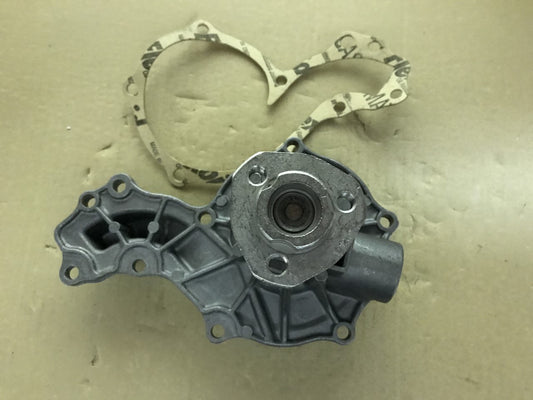 Water Pump with Gasket Audi A4 94-01 A6 95-05 Cabriolet VW Passat 96-00 PA840