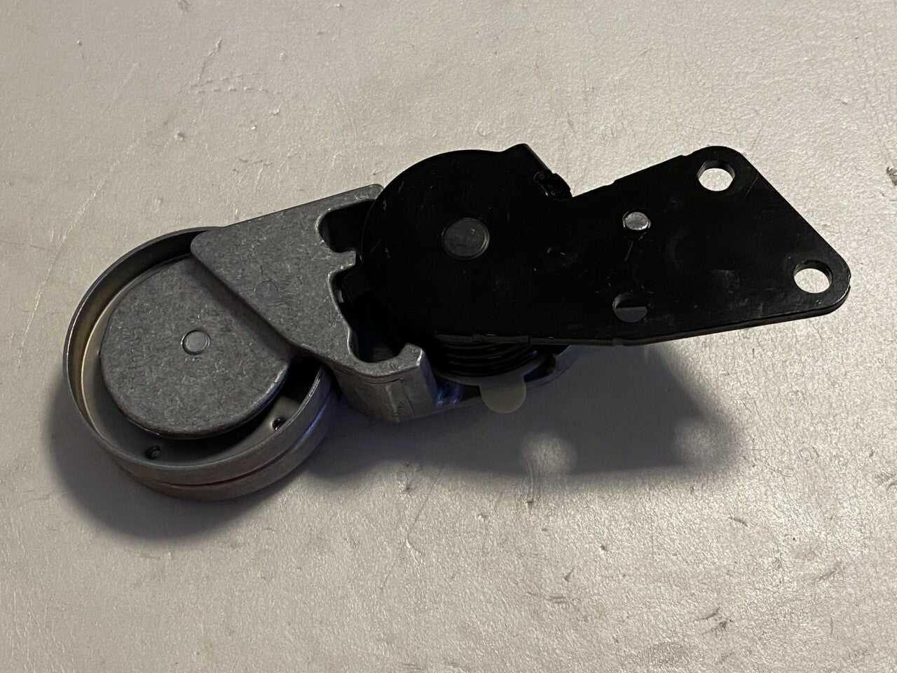 Dayco APV2515 Auxiliary Belt Tensioner