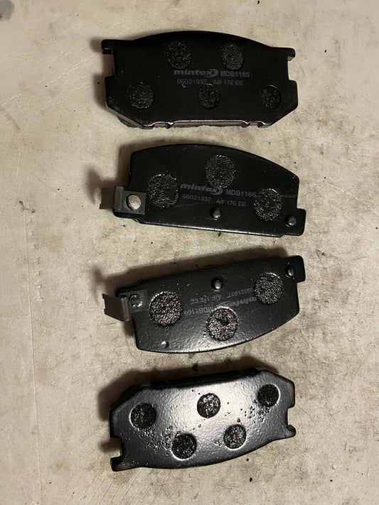 Mintex MDB1166Front Brake Pad Set fits Toyota Subaru
