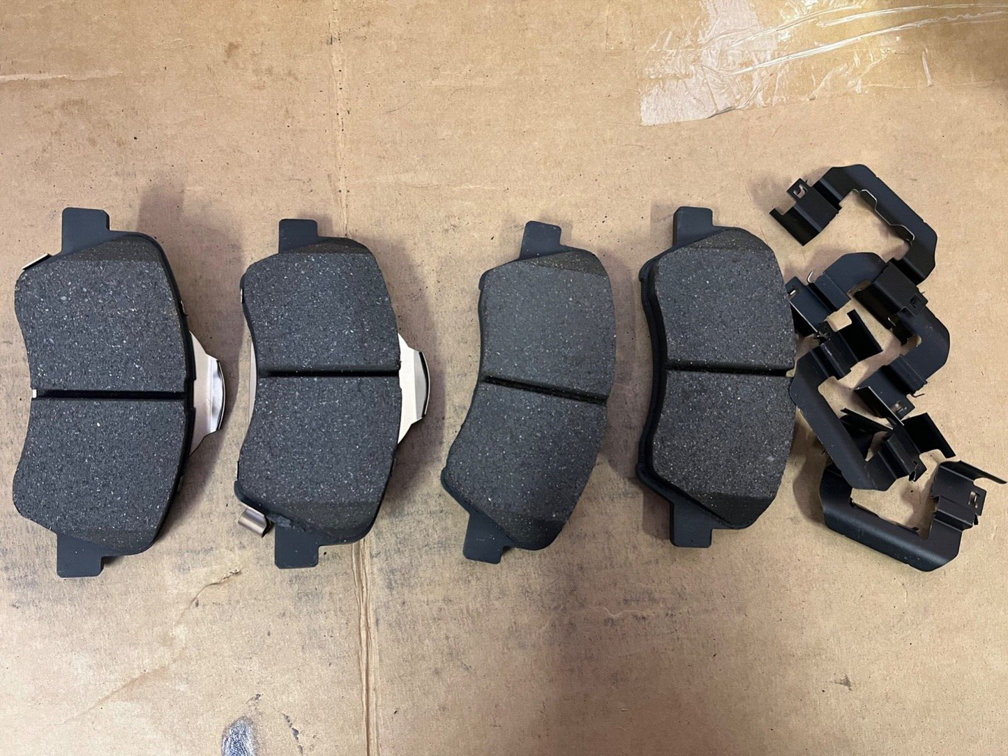 Genuine Hyundai 58101C8A00 Front Brake Pads fits Hyundai i20 Kia Rio