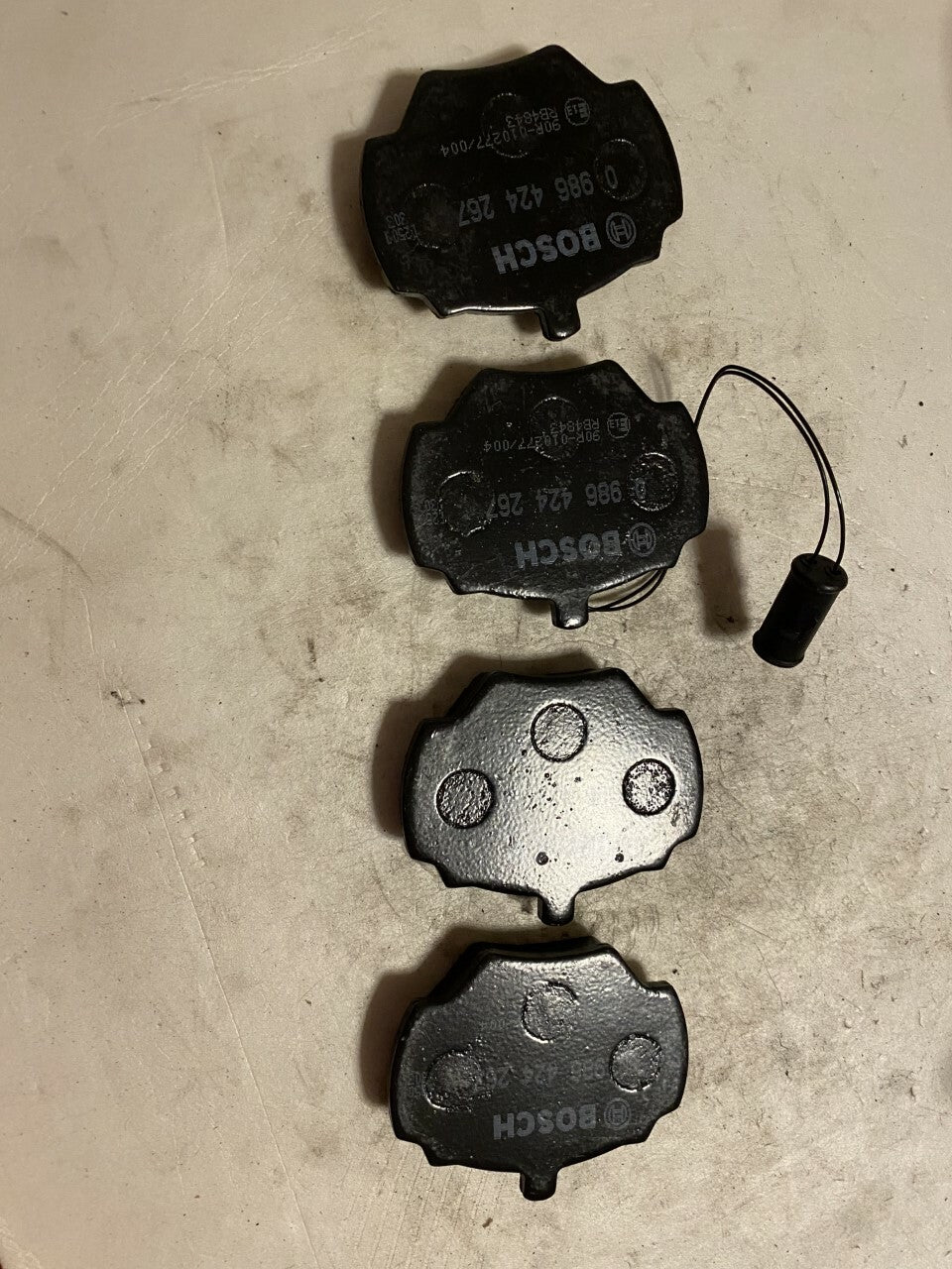 Bosch 0986424267 Rear Brake Pad Set fits Land Rover Range Rover