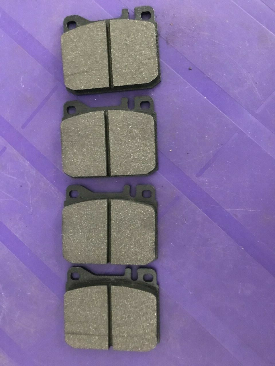 Front Brake Pads Mercedes 200 230 240 250 280 300 350 450 Unipart GBP637AF