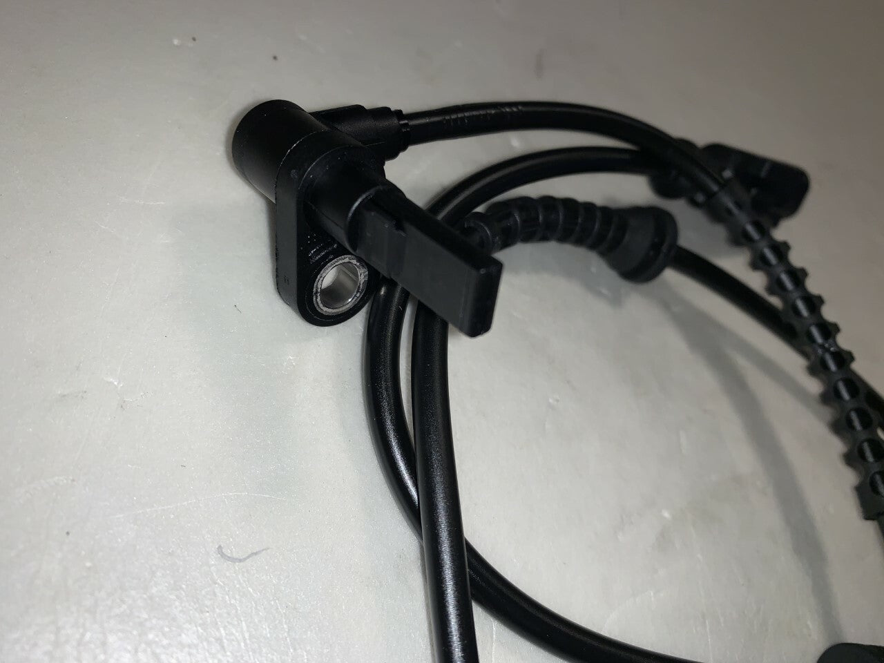 Fuel Parts AB1563 Wheel Speed Sensor ABS Sensor fits Alfa Romeo Fiat Vauxhall 