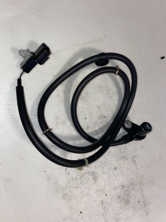 Solid Auto M370003 Wheel Speed Sensor ABS Sensor fits Mitsubishi