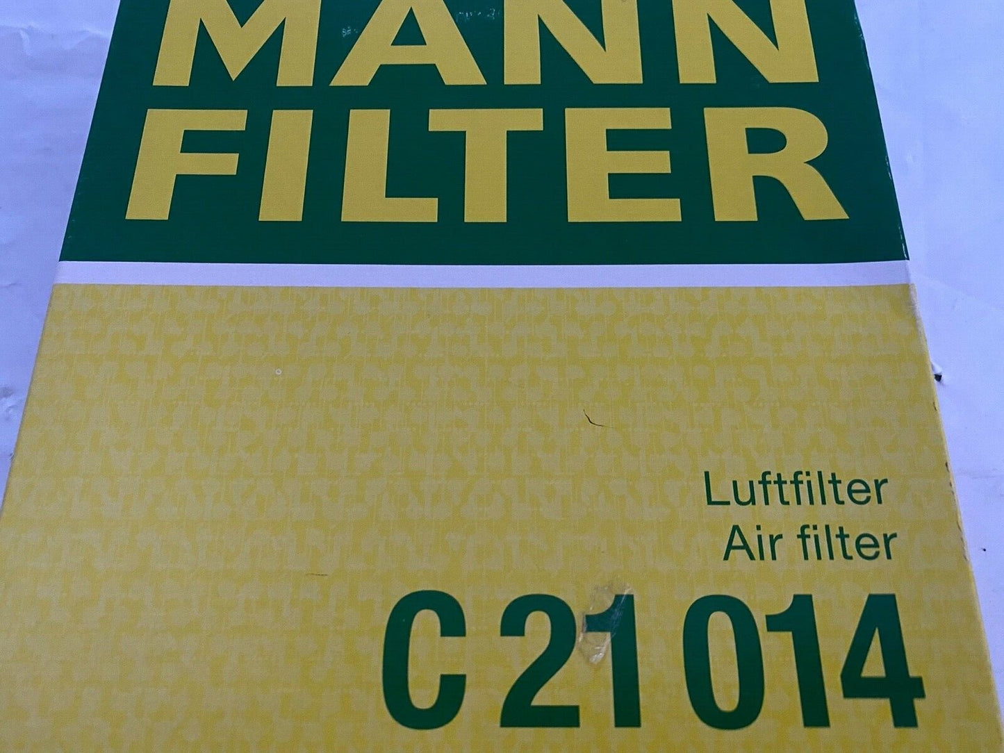 Mann C21014 CA12016 Air Filter. fits VW