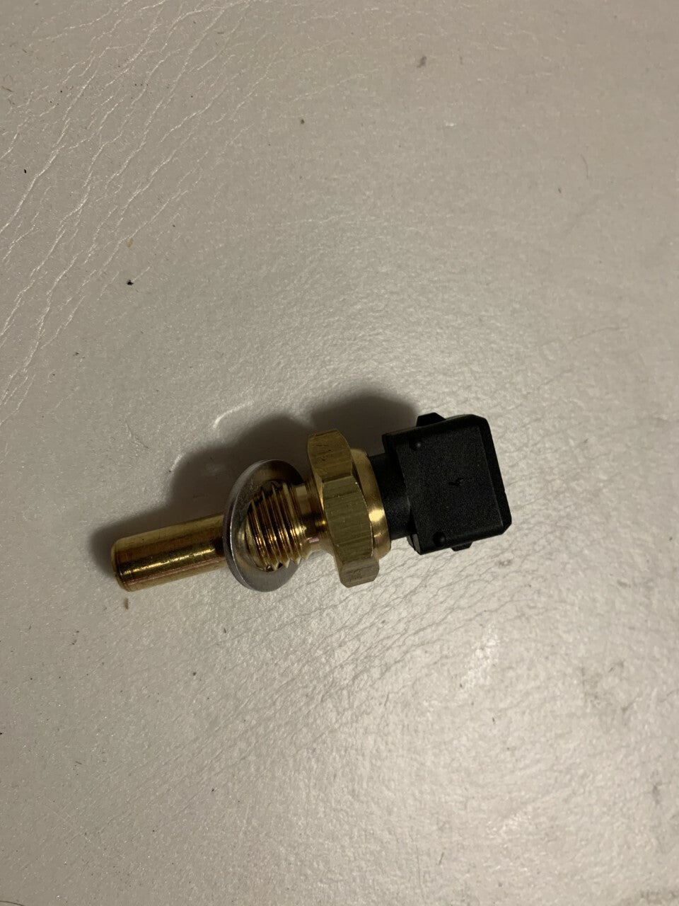 Fuel Parts WS1161 Coolant Temperature Transmitter Sensor