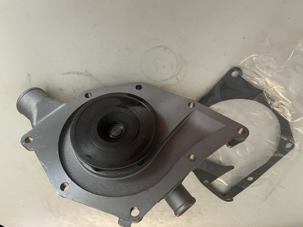 BGA CP2926 FWP1586 Water Pump fits Land Rover