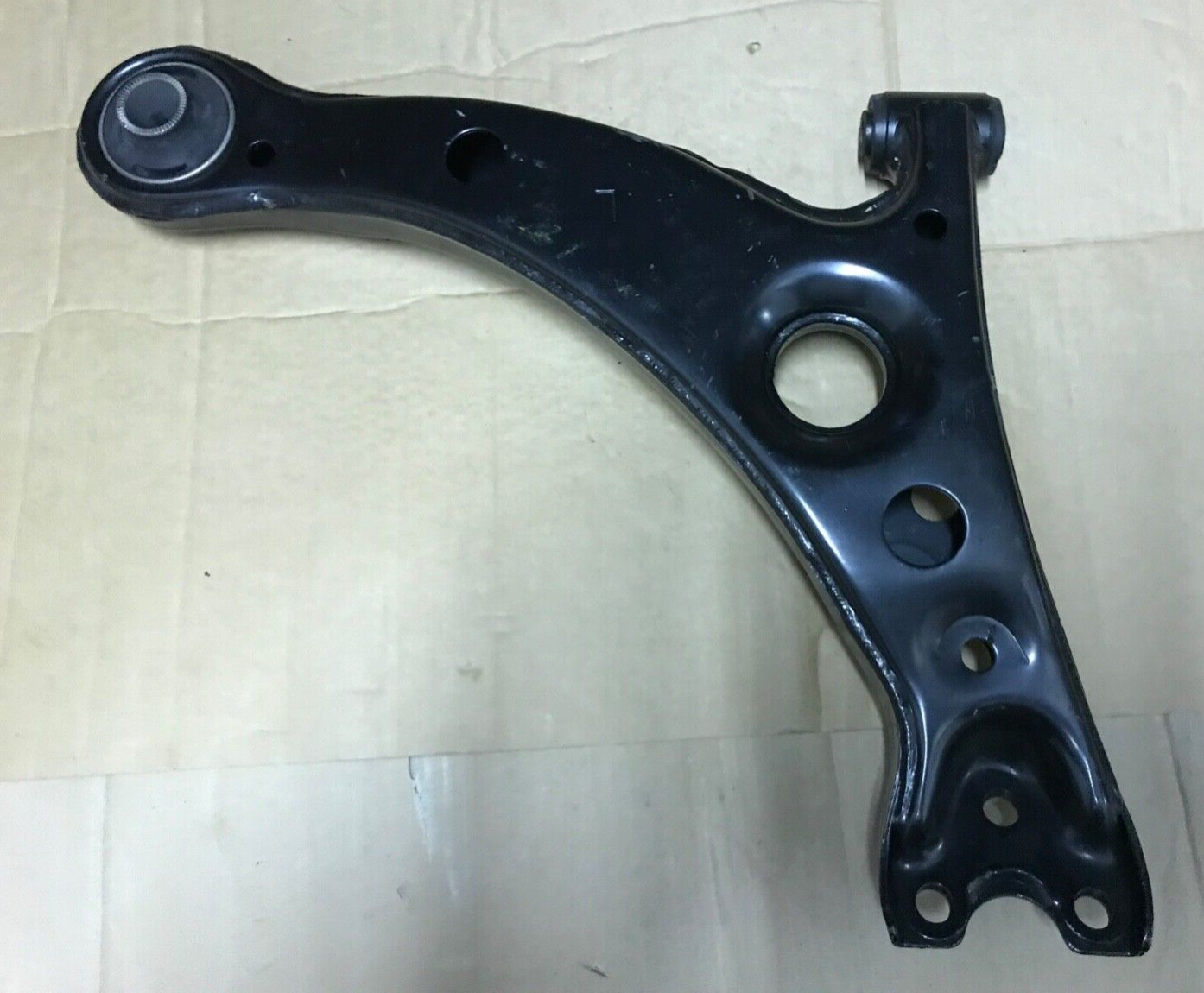 FAI SS633 Front Near Side Left Hand Wishbone Suspension Arm fits Toyota Avensis