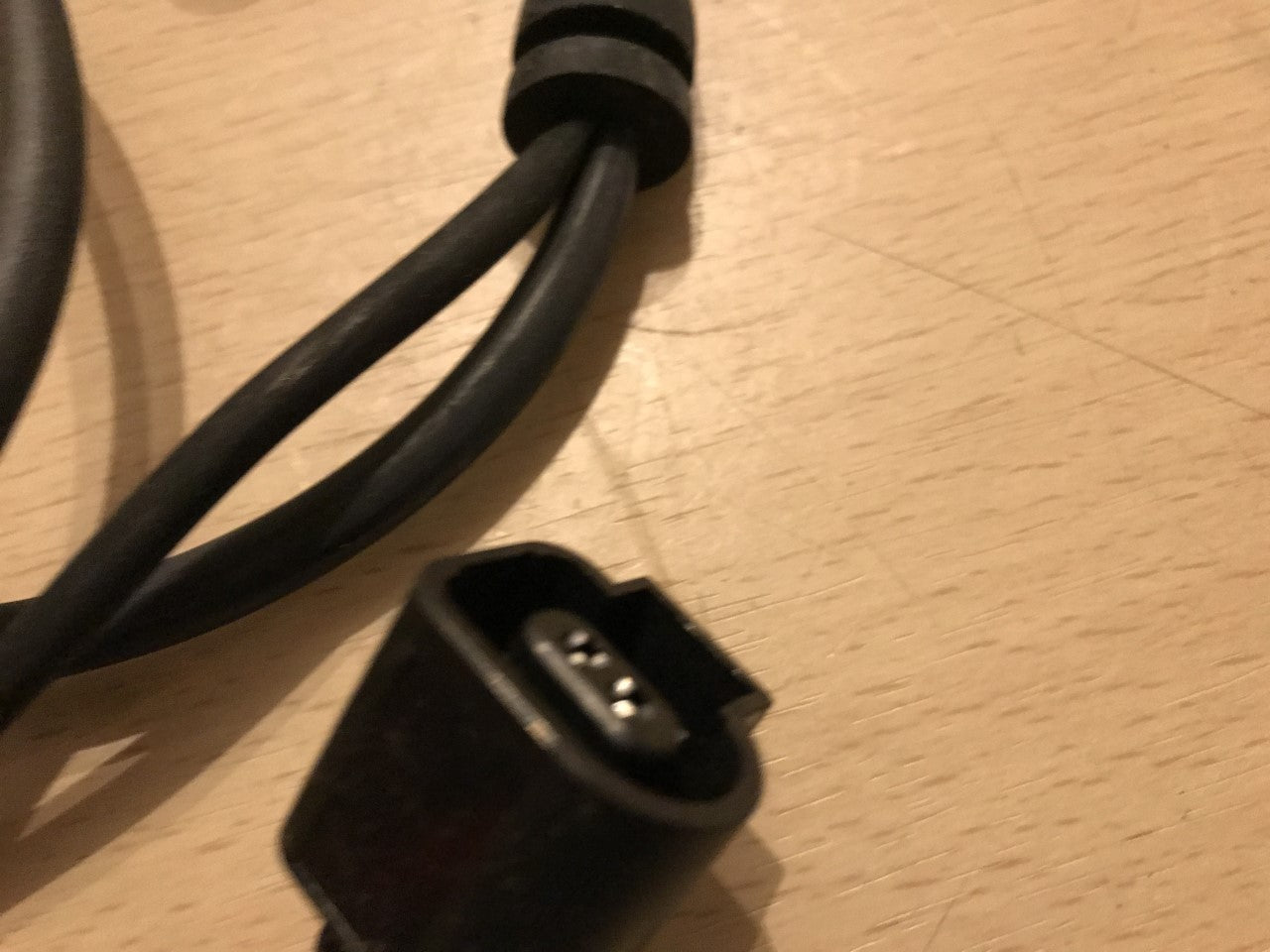 Front Left / Right ABS Sensor Speed Wheel Sensor Audi A4 A6 VW Passat Febi 23730