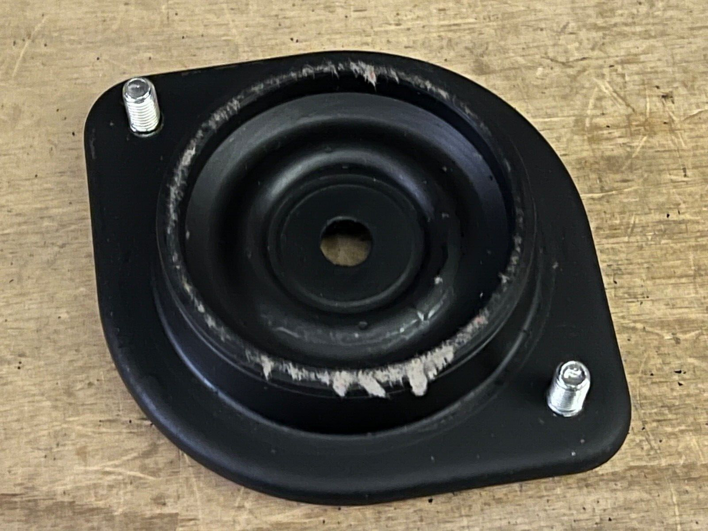 QH EMR2284 Top Strut Mount fits Ford Escort Orion