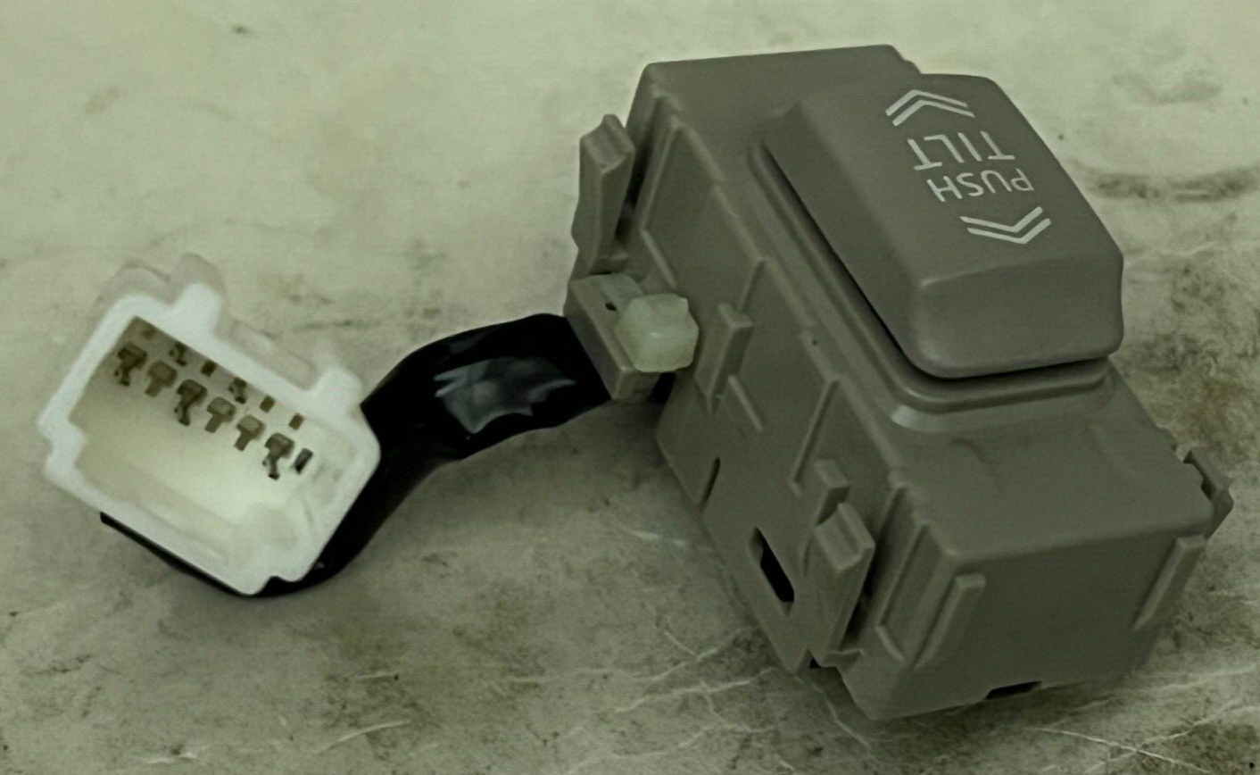 Genuine Nissan 25450-3TA0B Sunroof Switch Button Push / Tilt