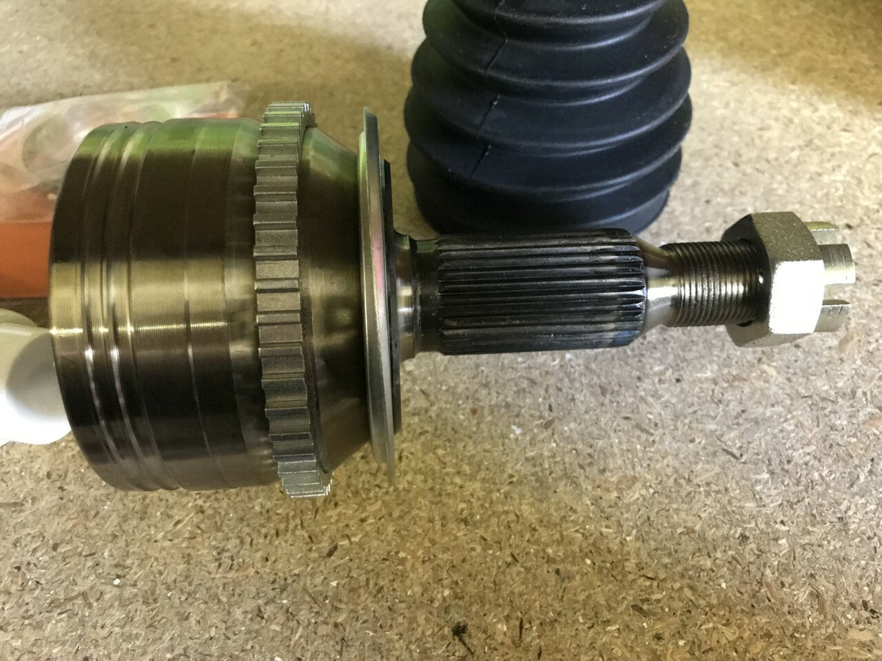 Mitsubishi L200 L200 Triton Solid Auto M314033 CV Joint Kit