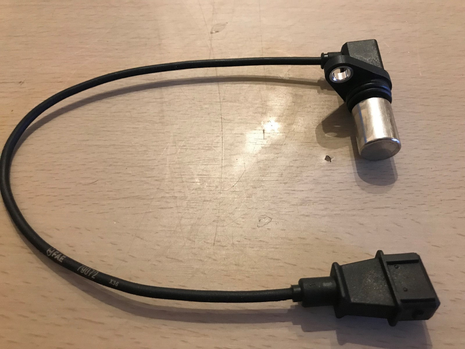 Crankshaft Sensor Fiat Barchetta Brava Coupe Marea Lancia Dedra V24-72-0023