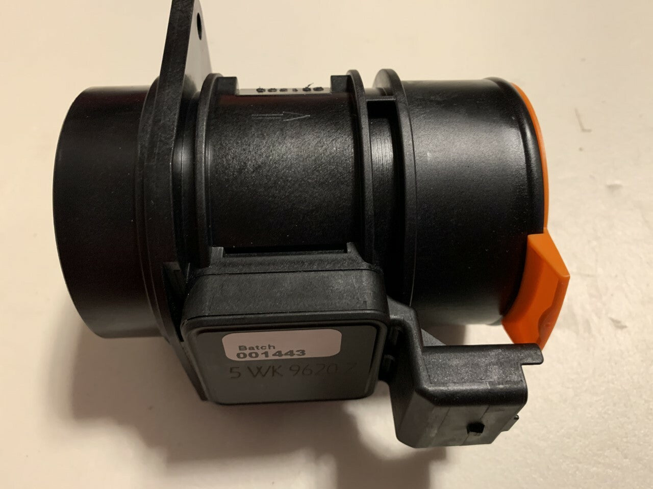 Fuel Parts MAFS040-OE Air Flow Meter fits Mitsubishi Renault Vauxhall Volvo