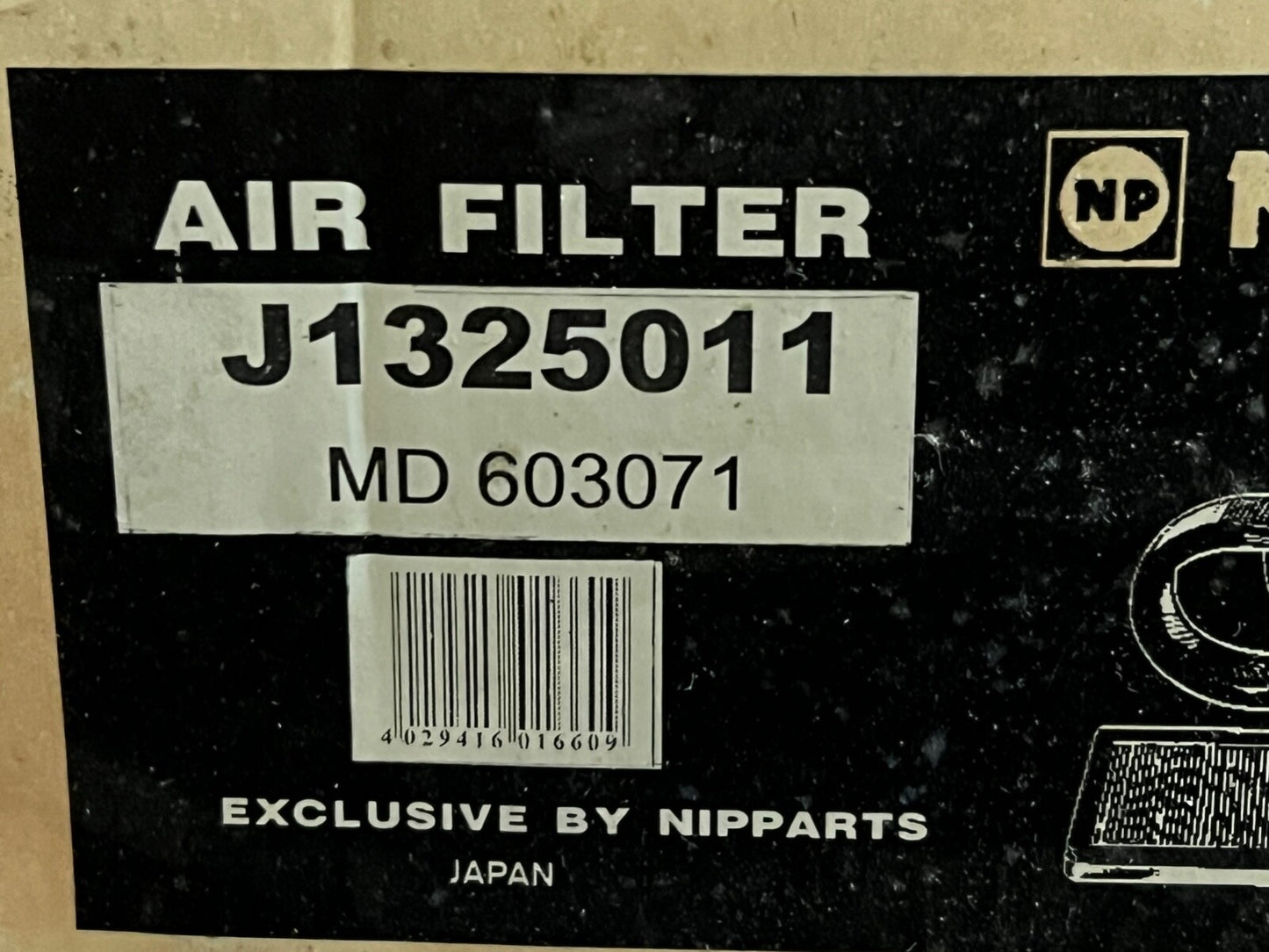 J1325011 MD603071 Nipparts AIr Filter fits Mitsubishi Pajero / Shogun