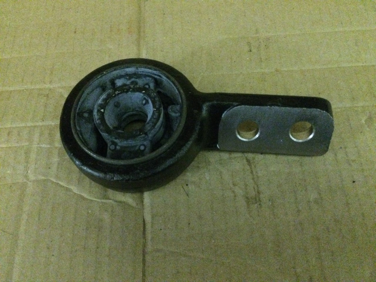 Front Left Hand Wishbone Bush BMW 3 Series E30 Z1 Opel Calibra VW Passat F8-6105