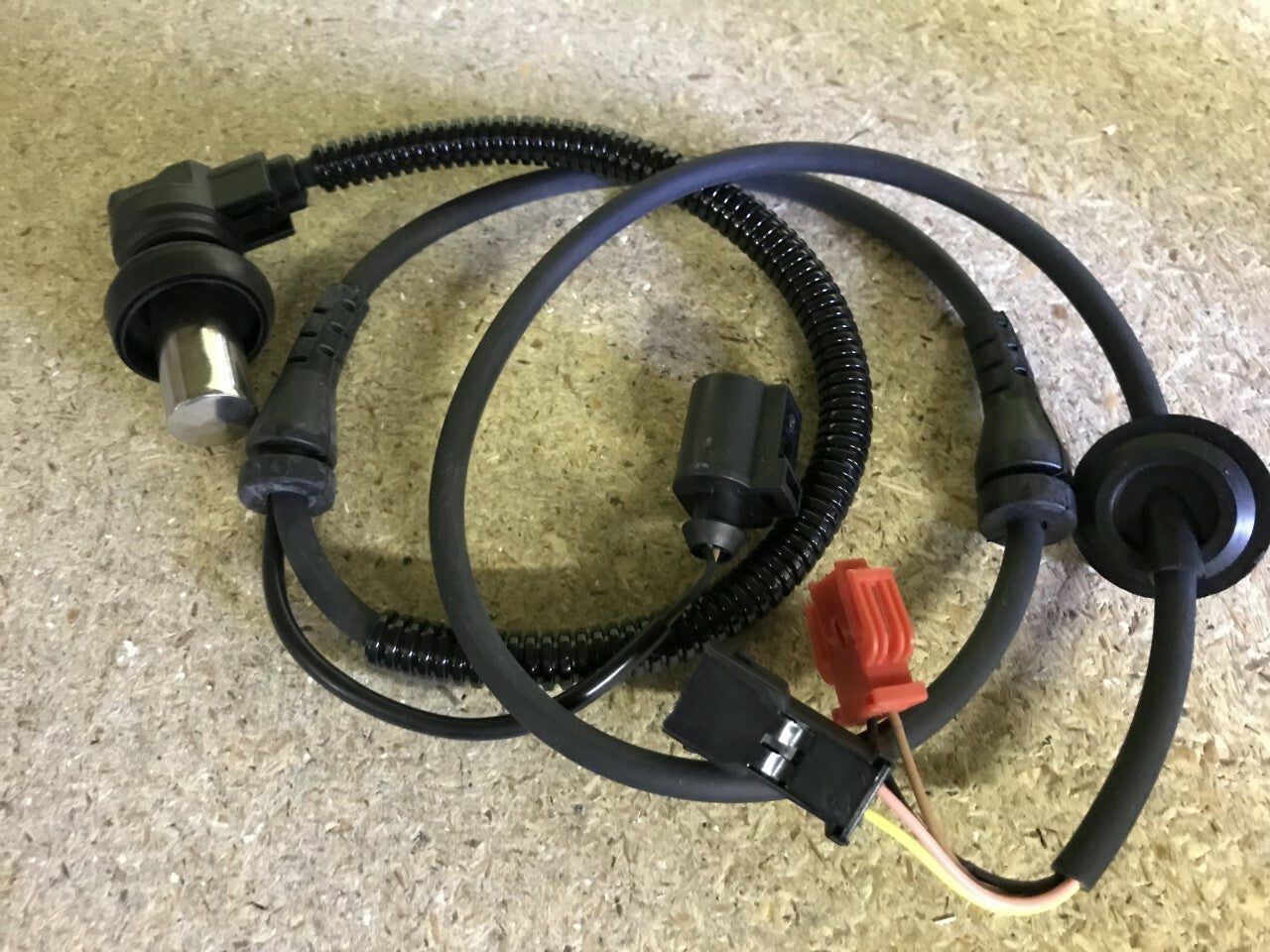 Audi A4 Skoda Superb VW Passat Intermotor 60236 Wheel Speed Sensor