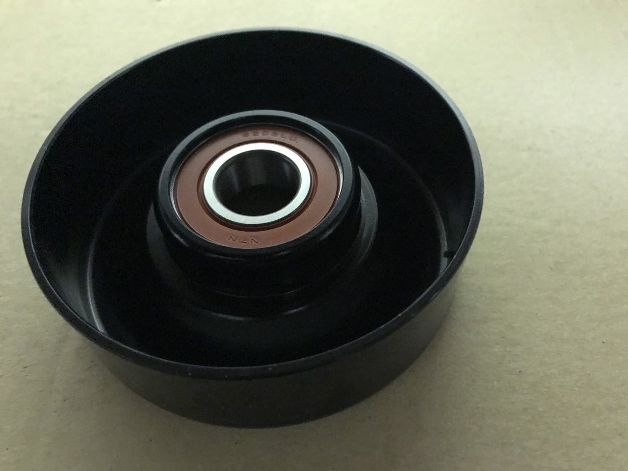 Fan Belt Tenioner Pulley Guide Chrysler Stratus Jeep Cherokee Ashika 129-09-920