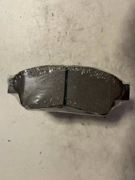 Solid Auto T104035 Front Brake Pad Set