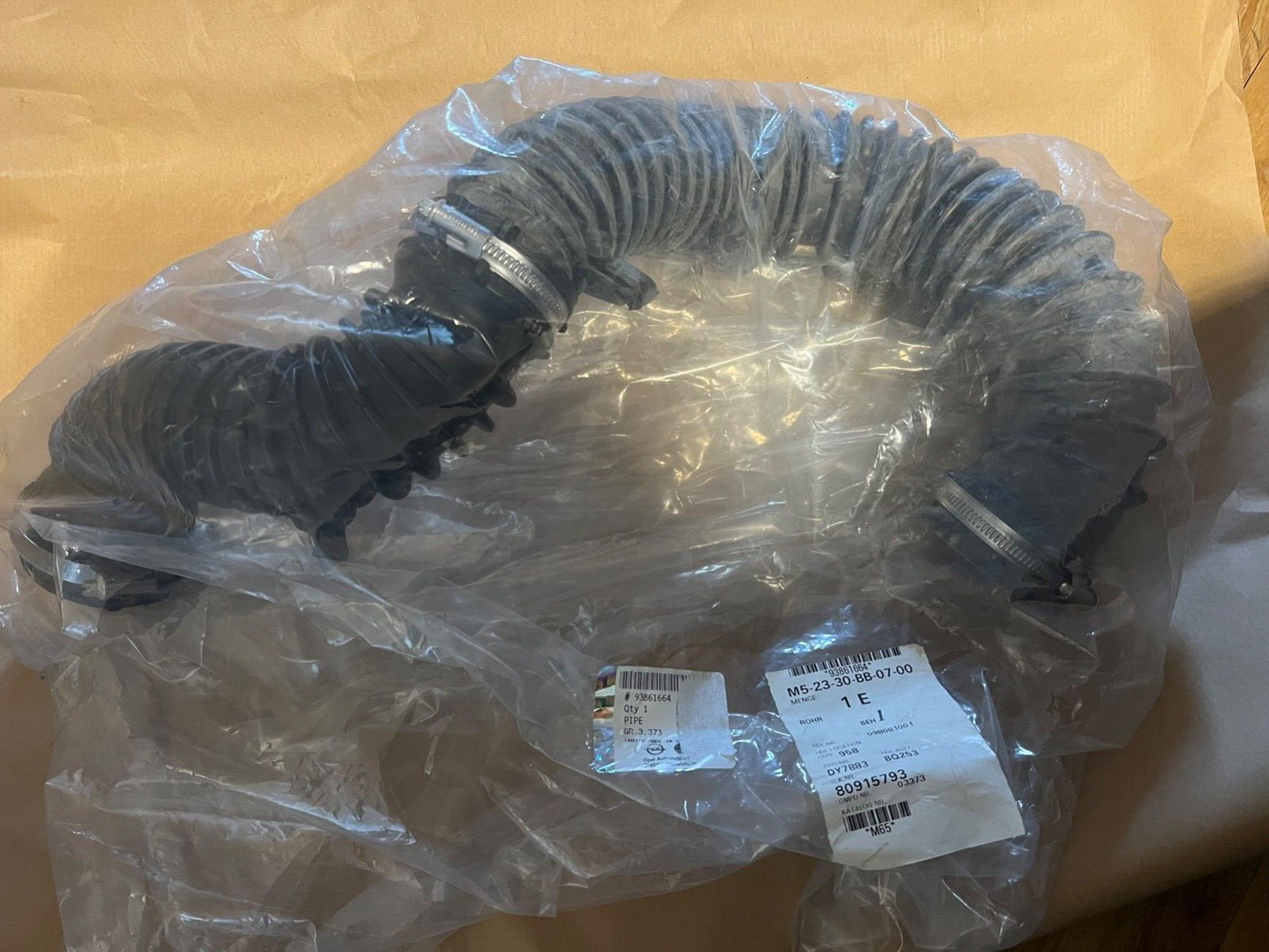 New 93861664 Air Intake Pipe Hose fit Vauxhall Renault Nissan 2.0 DCi 2007-2014